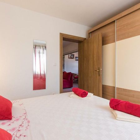 Apartment Doris, Nenadici Nenadici  ภายนอก รูปภาพ