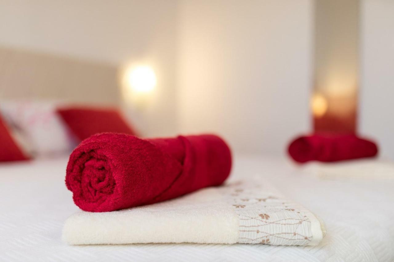 Apartment Doris, Nenadici Nenadici  ภายนอก รูปภาพ